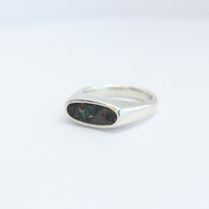 Sleek Opal Signet - Size 6