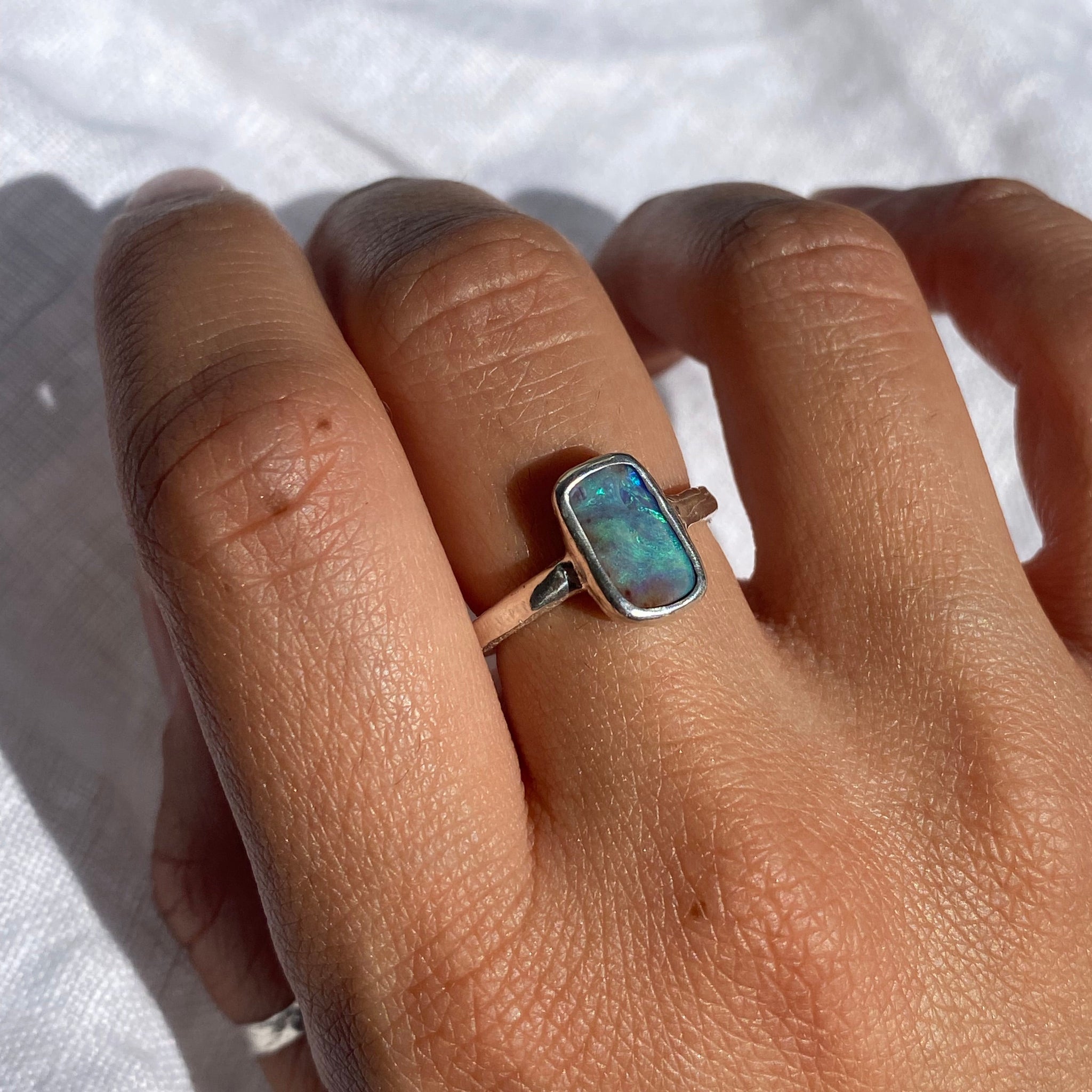 simple opal ring - Thaleia